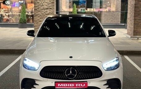 Mercedes-Benz E-Класс, 2020 год, 4 250 000 рублей, 1 фотография