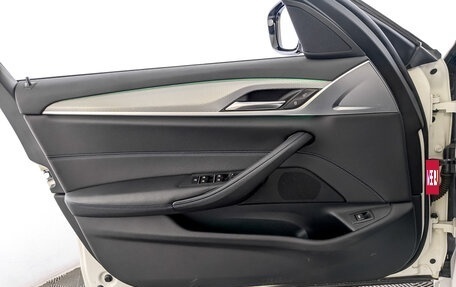 BMW 5 серия, 2020 год, 3 850 000 рублей, 19 фотография