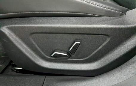 Geely Emgrand, 2024 год, 1 750 000 рублей, 15 фотография