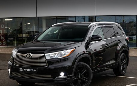 Toyota Highlander III, 2013 год, 2 750 000 рублей, 2 фотография