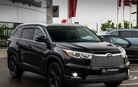 Toyota Highlander III, 2013 год, 2 750 000 рублей, 5 фотография