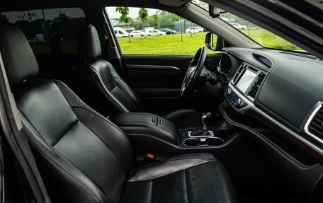 Toyota Highlander III, 2013 год, 2 750 000 рублей, 12 фотография
