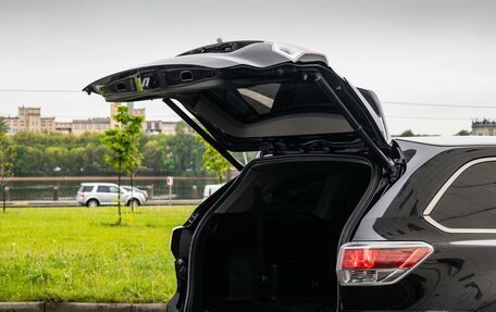 Toyota Highlander III, 2013 год, 2 750 000 рублей, 28 фотография