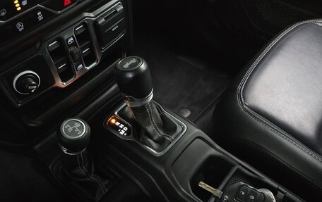 Jeep Wrangler, 2021 год, 3 336 000 рублей, 14 фотография