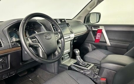 Toyota Land Cruiser Prado 150 рестайлинг 2, 2021 год, 6 500 000 рублей, 12 фотография