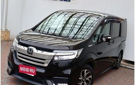 Honda Stepwgn IV, 2018 год, 1 350 000 рублей, 3 фотография