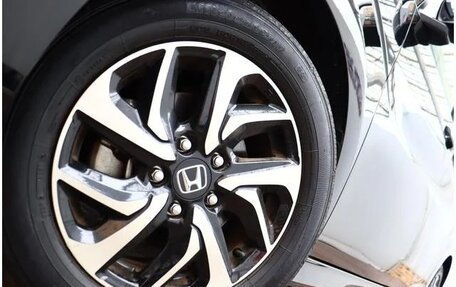 Honda Stepwgn IV, 2018 год, 1 350 000 рублей, 14 фотография