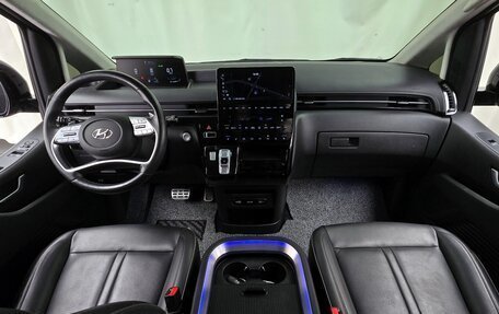 Hyundai Staria, 2022 год, 3 123 000 рублей, 16 фотография