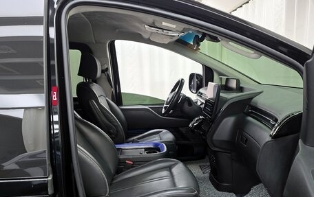 Hyundai Staria, 2022 год, 3 123 000 рублей, 20 фотография
