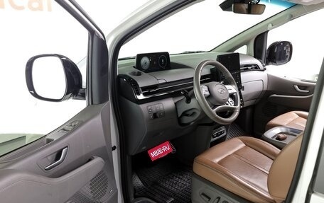 Hyundai Staria, 2022 год, 3 646 000 рублей, 15 фотография