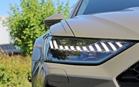 Audi RS 6, 2022 год, 12 950 000 рублей, 3 фотография