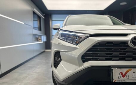 Toyota RAV4, 2021 год, 3 029 000 рублей, 2 фотография