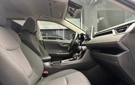 Toyota RAV4, 2021 год, 3 029 000 рублей, 17 фотография