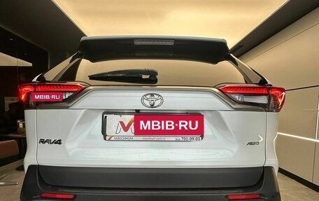 Toyota RAV4, 2021 год, 3 029 000 рублей, 6 фотография