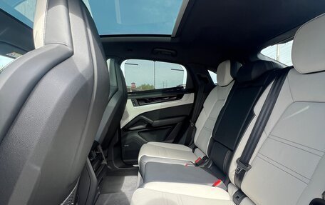 Porsche Cayenne III, 2023 год, 20 000 000 рублей, 11 фотография