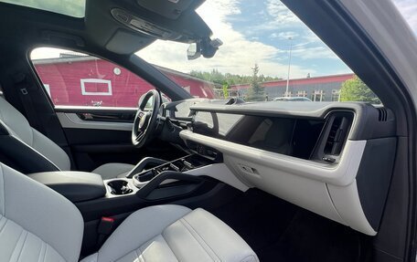 Porsche Cayenne III, 2023 год, 20 000 000 рублей, 12 фотография