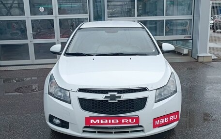 Chevrolet Cruze II, 2012 год, 665 000 рублей, 3 фотография