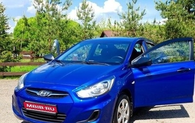 Hyundai Solaris II рестайлинг, 2013 год, 1 150 000 рублей, 1 фотография