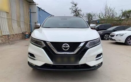Nissan Qashqai, 2022 год, 1 940 000 рублей, 2 фотография