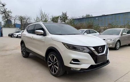 Nissan Qashqai, 2022 год, 1 940 000 рублей, 3 фотография