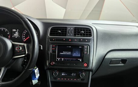 Volkswagen Polo VI (EU Market), 2018 год, 1 263 000 рублей, 13 фотография
