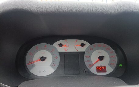 Renault Symbol I, 2007 год, 230 000 рублей, 13 фотография