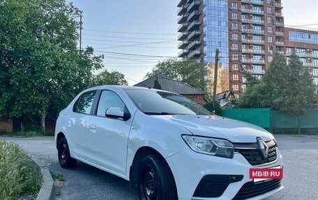 Renault Logan II, 2021 год, 900 000 рублей, 2 фотография