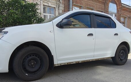 Renault Logan II, 2016 год, 470 000 рублей, 4 фотография