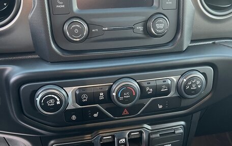 Jeep Wrangler, 2021 год, 6 900 000 рублей, 11 фотография
