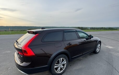 Volvo V90 Cross Country I рестайлинг, 2017 год, 2 328 000 рублей, 4 фотография