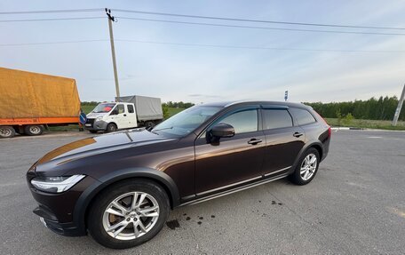 Volvo V90 Cross Country I рестайлинг, 2017 год, 2 328 000 рублей, 7 фотография
