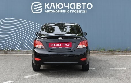 Hyundai Solaris II рестайлинг, 2013 год, 850 000 рублей, 4 фотография