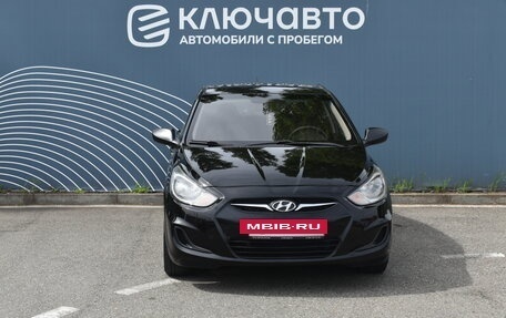 Hyundai Solaris II рестайлинг, 2013 год, 850 000 рублей, 3 фотография
