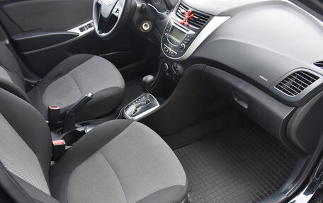 Hyundai Solaris II рестайлинг, 2013 год, 850 000 рублей, 15 фотография