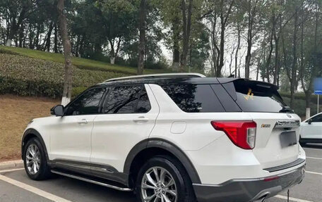 Ford Explorer VI, 2022 год, 13 фотография