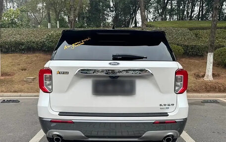Ford Explorer VI, 2022 год, 14 фотография