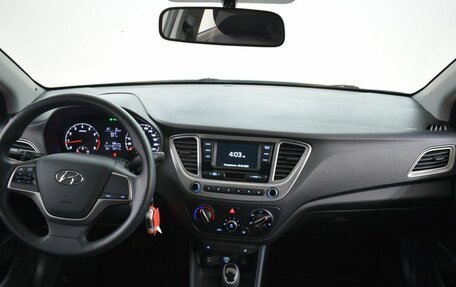 Hyundai Solaris II рестайлинг, 2020 год, 1 270 000 рублей, 5 фотография