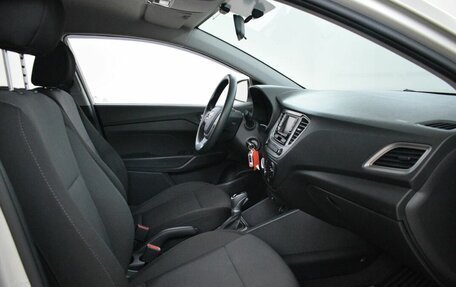 Hyundai Solaris II рестайлинг, 2020 год, 1 270 000 рублей, 10 фотография