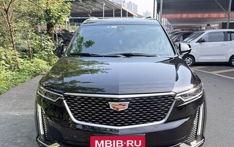 Cadillac XT6 I, 2022 год, 4 000 000 рублей, 2 фотография