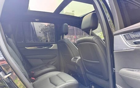 Cadillac XT6 I, 2022 год, 4 000 000 рублей, 16 фотография