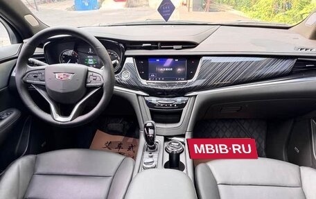 Cadillac XT6 I, 2022 год, 4 000 000 рублей, 7 фотография