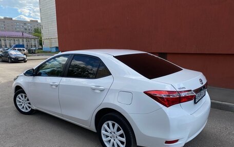 Toyota Corolla, 2013 год, 1 180 000 рублей, 4 фотография