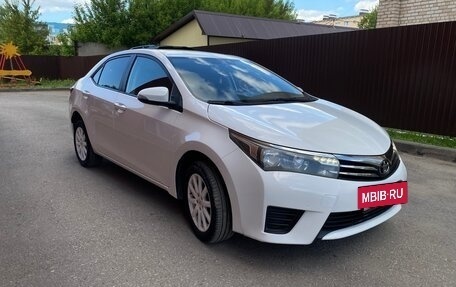Toyota Corolla, 2013 год, 1 180 000 рублей, 6 фотография