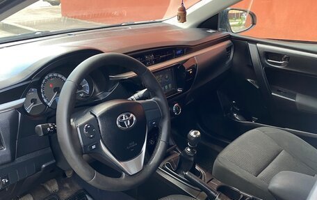 Toyota Corolla, 2013 год, 1 180 000 рублей, 13 фотография