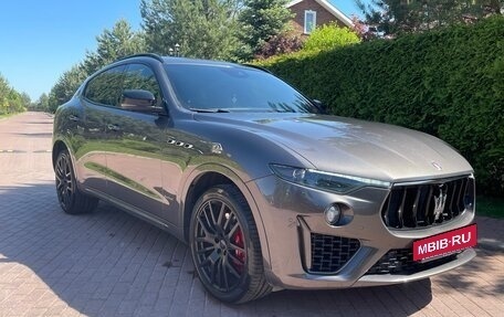 Maserati Levante I, 2019 год, 4 990 000 рублей, 7 фотография