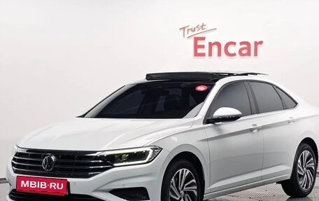 Volkswagen Jetta VII, 2021 год, 2 320 000 рублей, 1 фотография