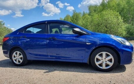 Hyundai Solaris II рестайлинг, 2013 год, 1 150 000 рублей, 4 фотография
