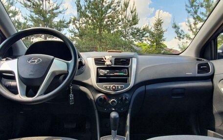 Hyundai Solaris II рестайлинг, 2013 год, 1 150 000 рублей, 10 фотография