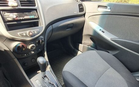 Hyundai Solaris II рестайлинг, 2013 год, 1 150 000 рублей, 13 фотография