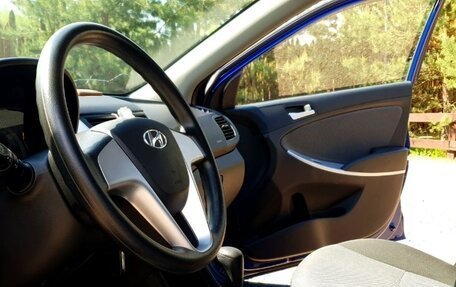 Hyundai Solaris II рестайлинг, 2013 год, 1 150 000 рублей, 8 фотография
